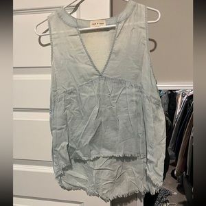 Cloth and Stone Chambray Sleeveless Blouse